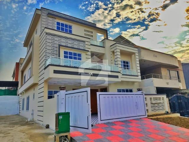 Brand New 35X70 Proper Corner Extra Land House For Sale With 6 Bedrooms In G 13 Islamabad