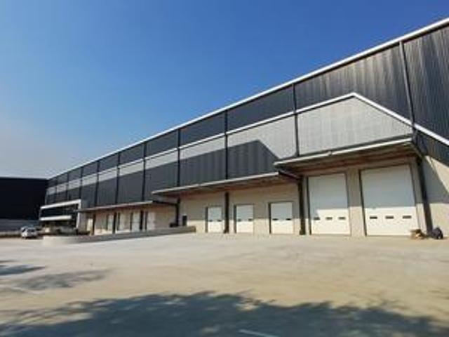 brand new 7.614m2 distribution wareh.