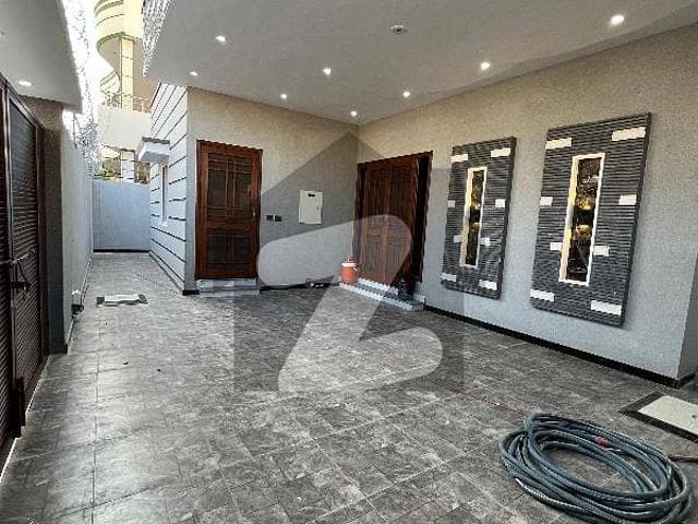 Brand New 400 Sq Yard Single Storey House Available For Sale