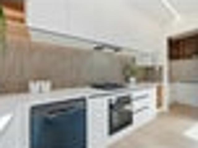 Brand New 4 Bed Standalone Near Cornwall Park