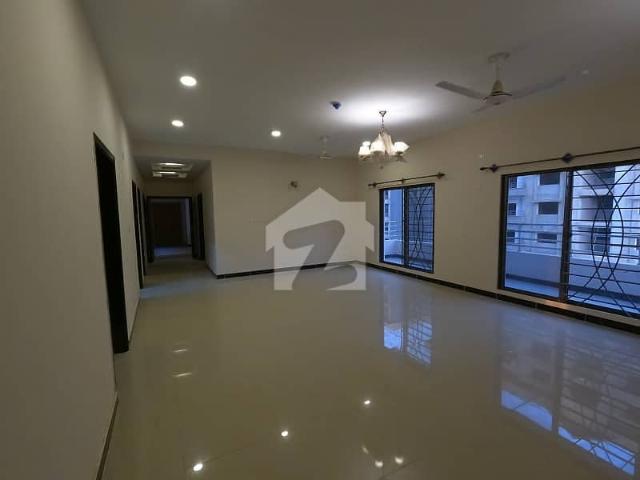Brand New 4 Bed West Open Apartment For Sale