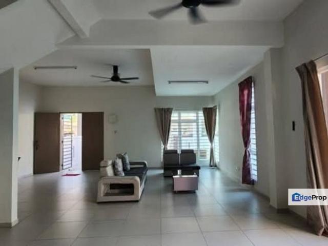 Brand new 4 bedroom double story terrace house for rent!