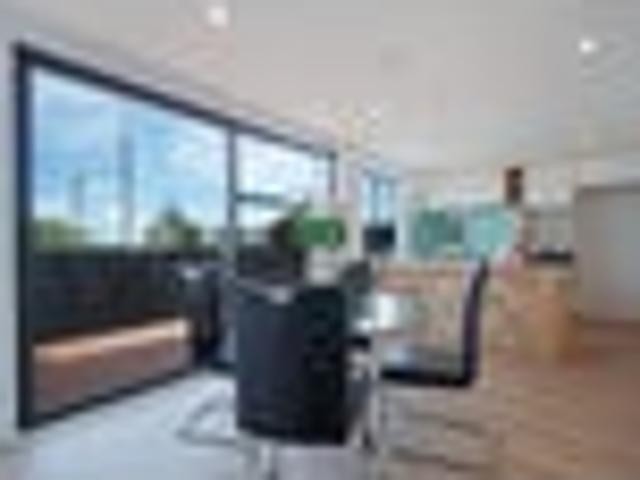 Brand New 4 Bedroom Family Home in Takanini