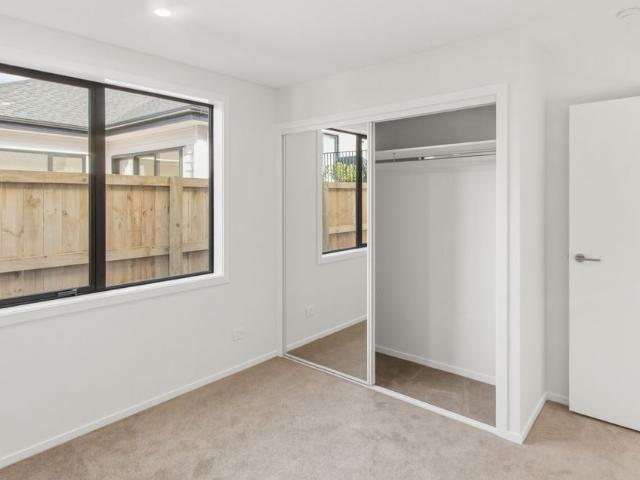 Brand new 4 bedroom home for rent in Milldale!
