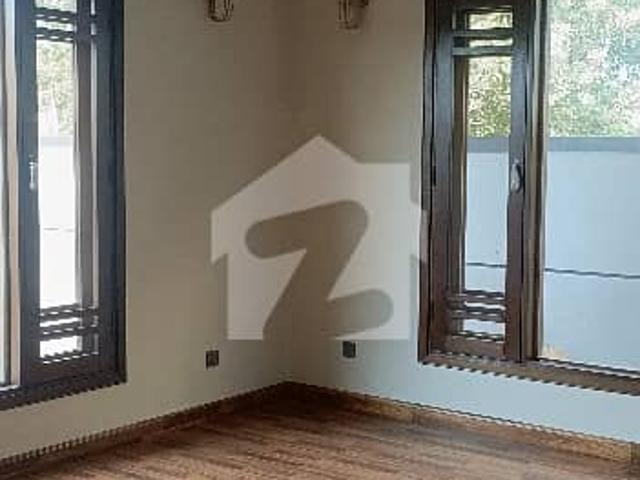 Brand new 500 sq. Yard villa | chance deal | near bilal masjid, dha phase 7