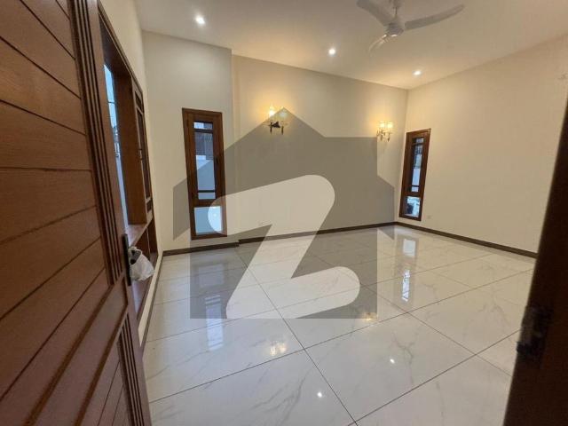 Brand new 500yd Bungalow Pool+Study room DHA Phase 5