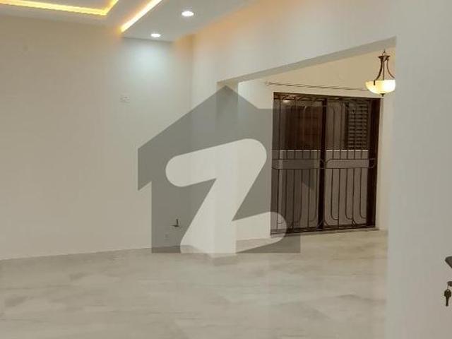 Brand New 5 Bed Brig House Near To Park Urgent For Rent Askari 10 Sector S