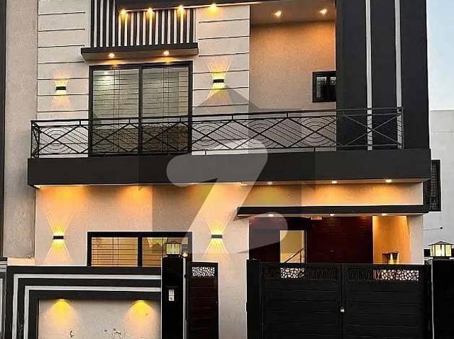 Brand New 5 Marla Ultra Luxury House for Rent in City Housing Society