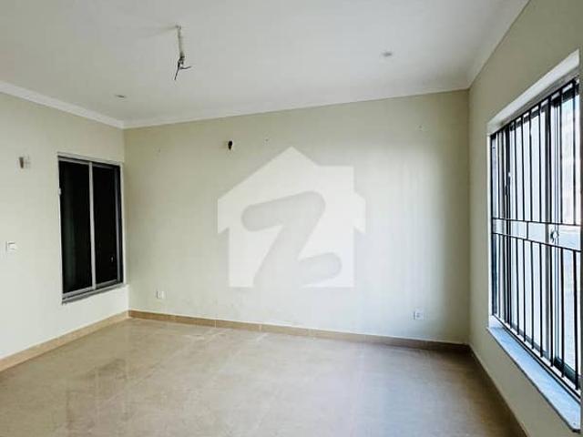 Brand New 5 Marla Apartment for Sale Ready to Move Prime Location