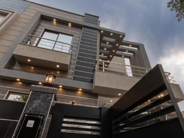 Brand new 5 marla beautiful house for sale in Bahria town, Lahore Bahria Town ID 77707