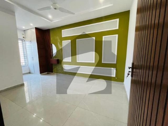 Brand New 5 Marla House with Mezzanine Floor | 50 Foot Wide Street | Prime Location Bahria Town Phase 8 Block M