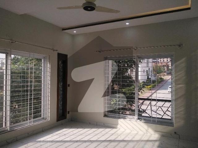 Brand New 5 Marla House Available In Bahria Town Phase 8 Block M For rent Bahria Town Phase 8 Block M