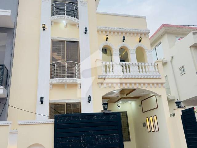 Brand New 5 Marla Luxury House For Sale In Bani Gala