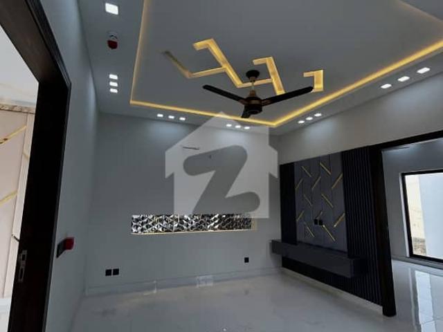 Brand New 5 Marla Modern Marvel Elegant Bungalow For Sale At Super Hot Location