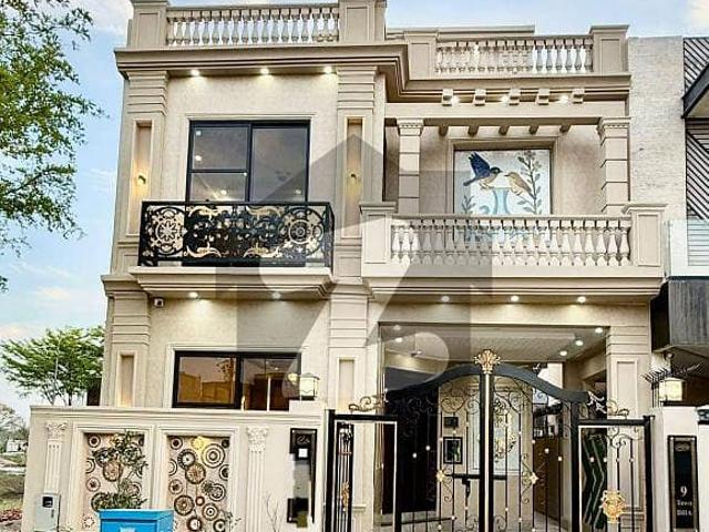 Brand New 5 Marla Spacious House Available Prime Location In DHA 9 Town