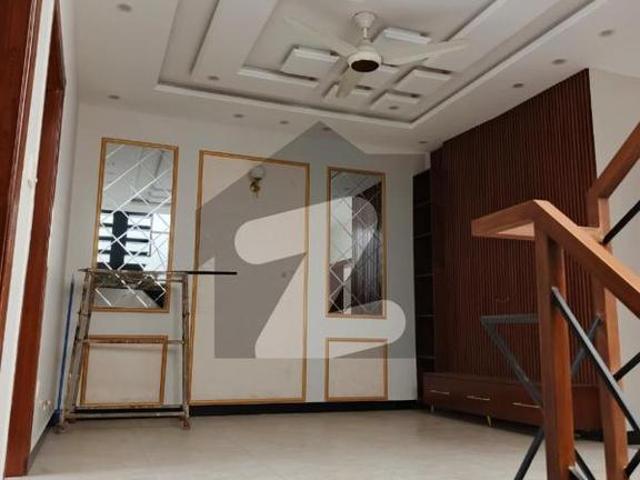 Brand New 6 Marla Full House Singal Unit Available For Rent DHA Defence Phase 2