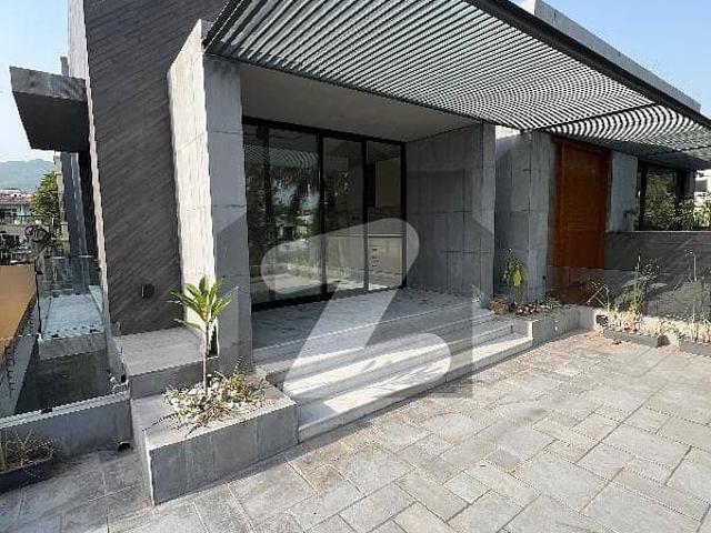 Brand New 8 Bedrooms 600 Sq Yards Triple Storey House For Rent In F 8