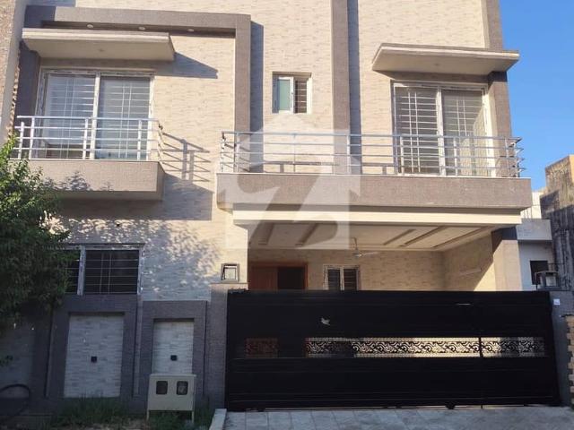 Brand new 8 marla house available for sale sector e 11 1