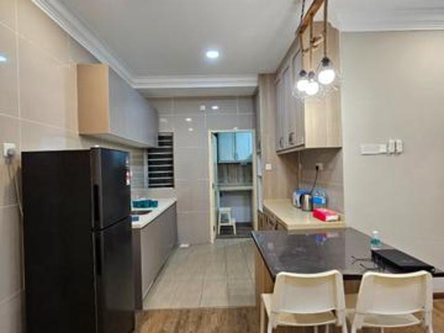Brand New Cozy Home Renovated With lots of buildins Near Hospital