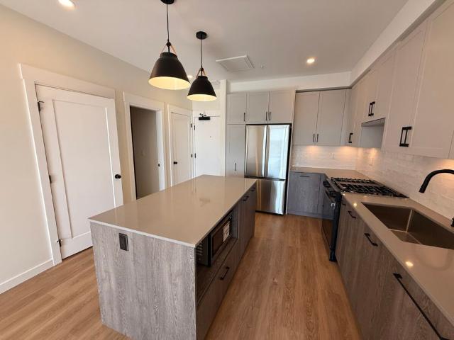 Brand New Condo at Vanetta