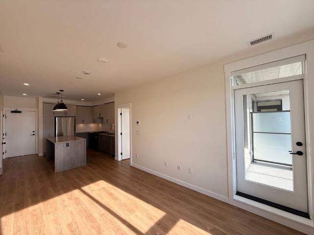 Brand New Condo at Vanetta