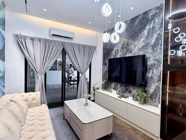 Brand New Condo KLIA Nilai