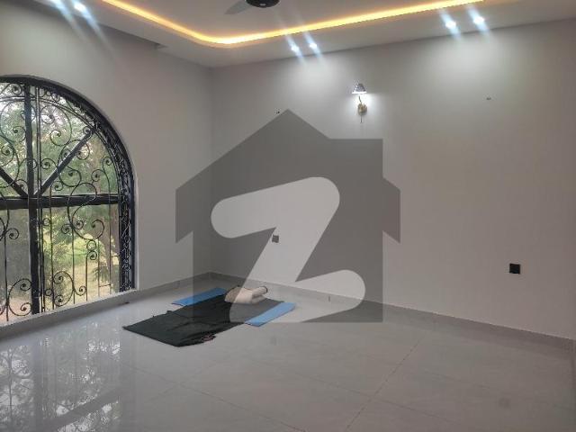 Brand new cornor house for sale size 35*70 d 12/2