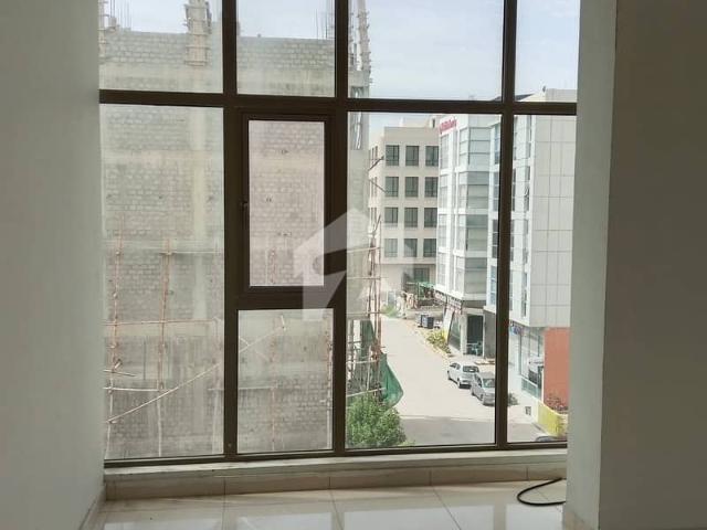Brand New Corner Office For Rent At Zulfiqar Commercial