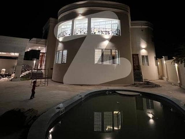 Brand New American Architect Farm House 3 Storey Mansion