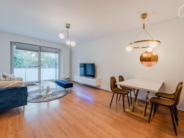 Brand New After Renovation – Elegant 1 Bedroom Apartment by Europa Center and Zoologischer Garten, Berlin Amsterdam Apartments for Rent