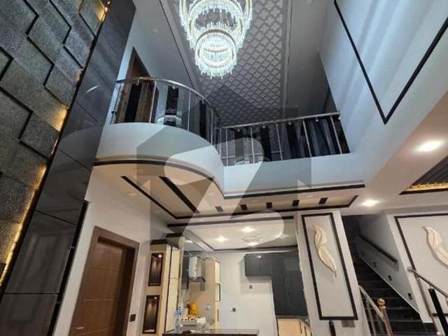 Brand new apartment for rent Clifton Block 9