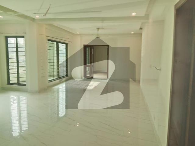 Brand New Apartment 4 Bedroom 1st floor Open View Avlialab For Rent in Askari 10