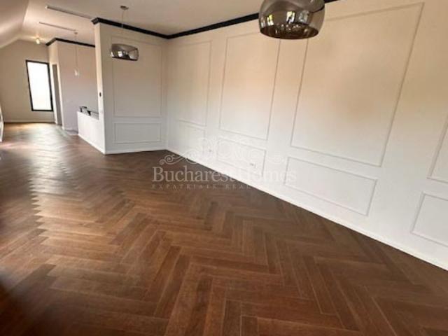 Brand New Art Deco Three Bedrooms, Downtown