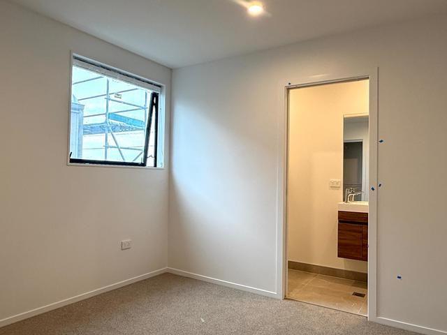 Brand New Architectural Living in Prestigious Tauranga South