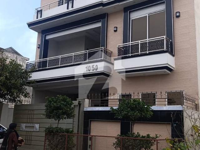 Brand New Beautiful 30x60 House For Sale In I14/1