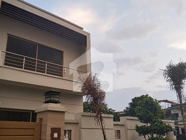 Brand New Beautiful 5 Bed 15 Marla Brig House Available For Urgent Sale In Askari 10 Sec S!