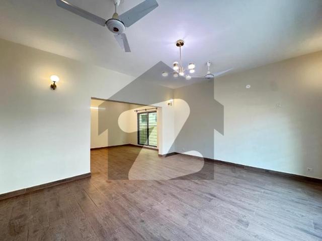 Brand new brigadier house available for sale askari 6 300 sq yard askari 6