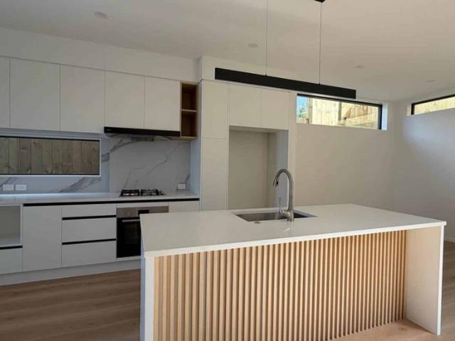 Brand New Build and Top School Zone