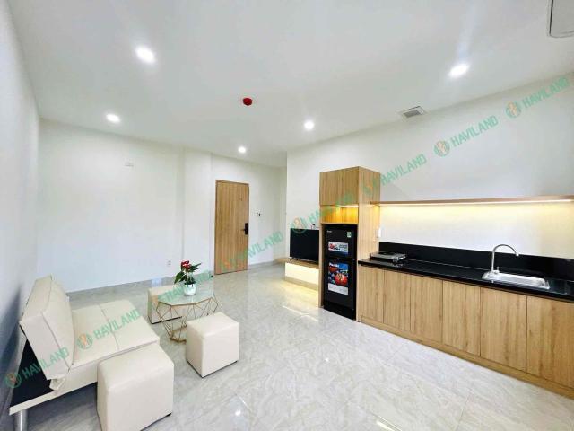 BRAND NEW BUILDING IN SON TRA NGUYEN DINH HOAN STREET