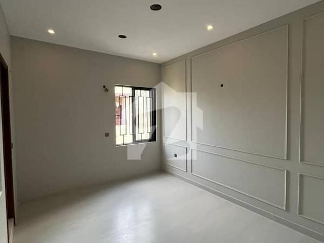 Brand New Bungalow For Sale In DHA Phase 8 Staff Lanes