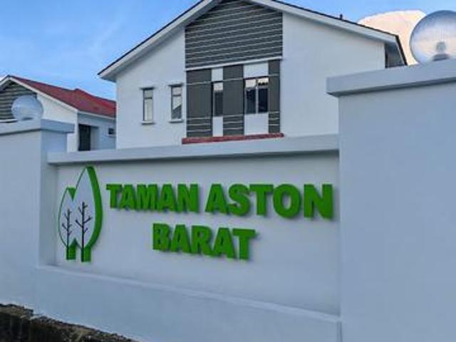 Brand New Gated 2 Storey Terrace Taman Aston Barat Big Back Yard