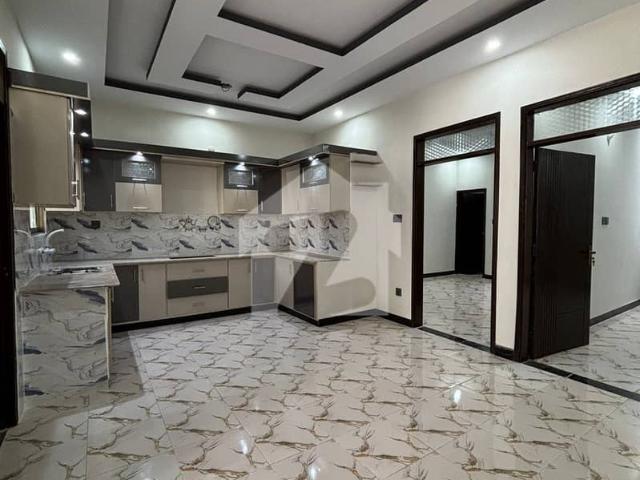 Brand New Ground +1 LEASE HOUSE
