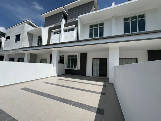 Brand New Double Storey Terrace Taman Wangsa Indah Batu Pahat