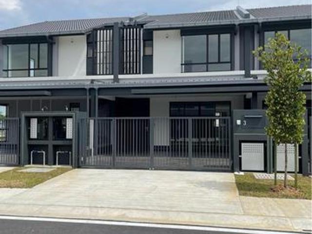 Brand New Double Storey House 22x75 Bukit Raja Klang Nadira 3