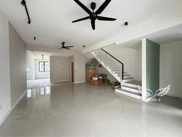 Brand New Double Storey House For Rent Nadira 3 Bukit Raja Klang