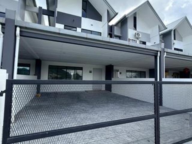 Brand New Double Storey Intermediate Stakan Green Gated Guarded