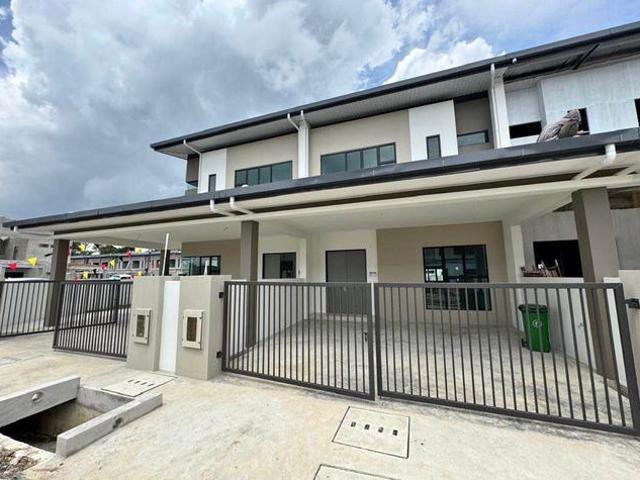 Brand New DoubleStorey Terrace Intermediate at Central Villa 4 for sa
