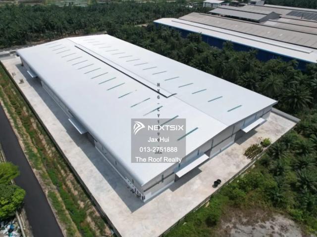 Brand new detached factory warehouse with 111,855 sqft built up area, 1,200Amp power supply, 28ft–45ft ceiling height, 5 tonne/m² floor loading and CCC approval