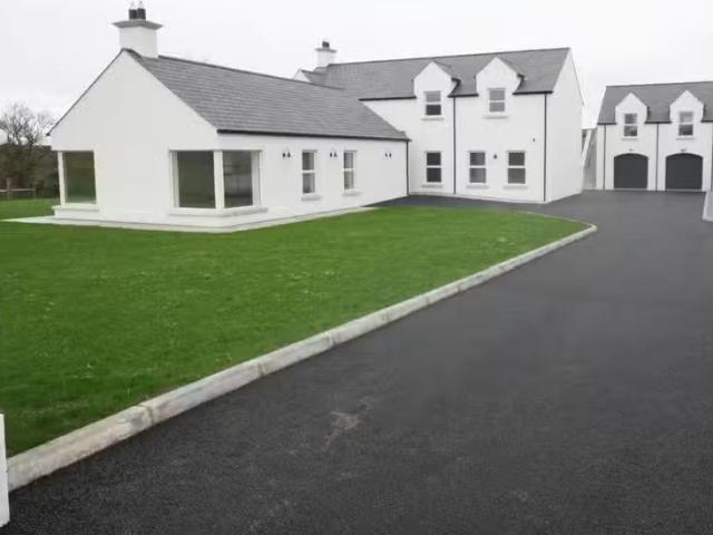 BRAND NEW DETACHED FAMILY HOME, 8c Scolban Road