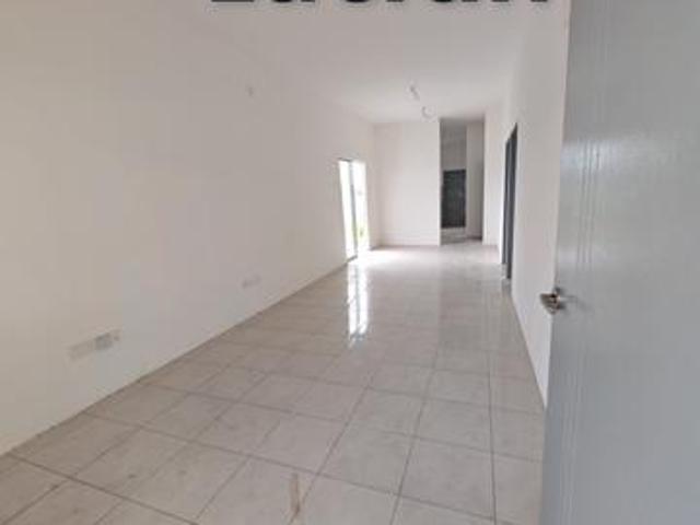 Brand New Denai Alam Bandar Amanjaya house Terarce house for SALE